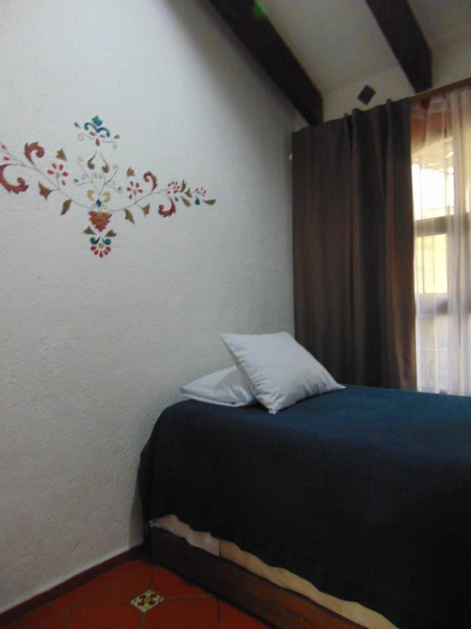 Отель La Casa De La Abuela Сан-Кристобаль-де-Ла-Касас Экстерьер фото